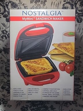 Nostalgia Red Mini Sandwich & Panini Maker